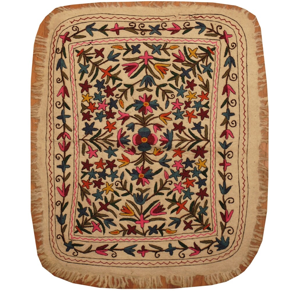 Handmade One-of-a-Kind Suzani Namad Rug (Uzbekistan) - 3'2 x 4'