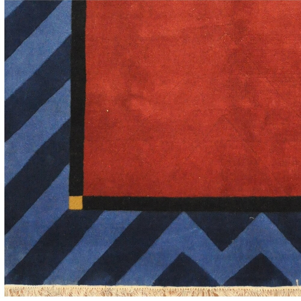 Handmade Tibetan Wool Rug (India) - 5'7 x 8'