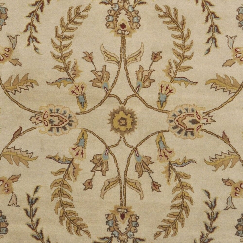 Handmade Isfahan Wool Rug (India) - 8' x 11'