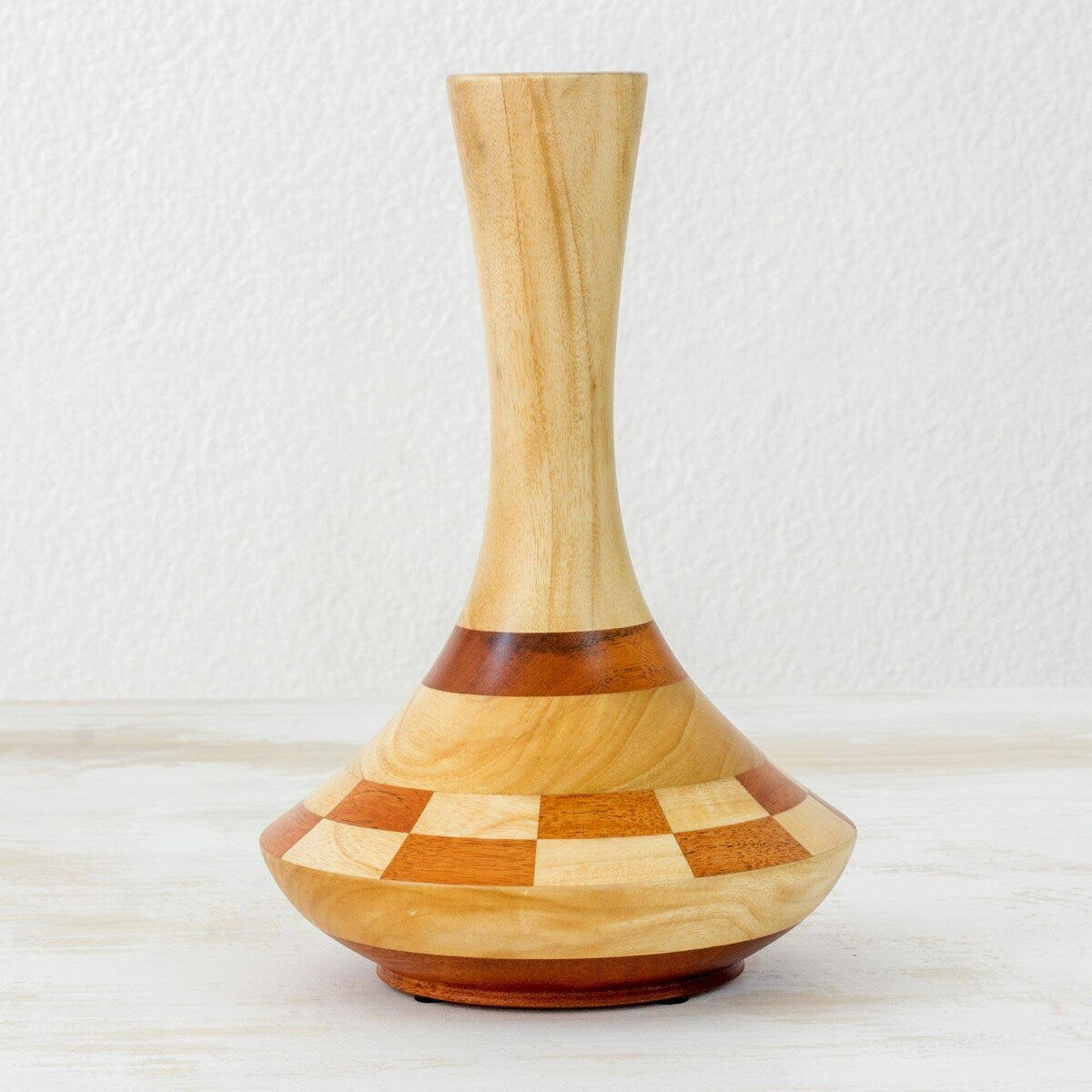 Handmade Natural Aesthetics Mahogany and cedar wood vase (Guatemala ) - 29 x 19 x 19