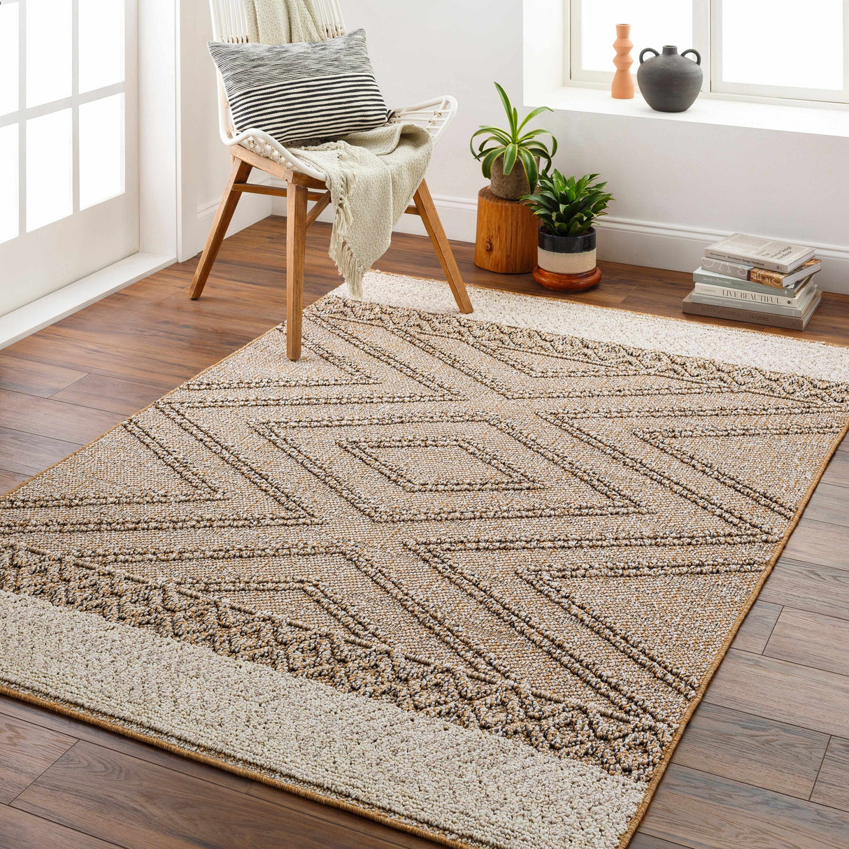 Hauteloom Areli Diamond Geometric Farmhouse Patio Outdoor Area Rug