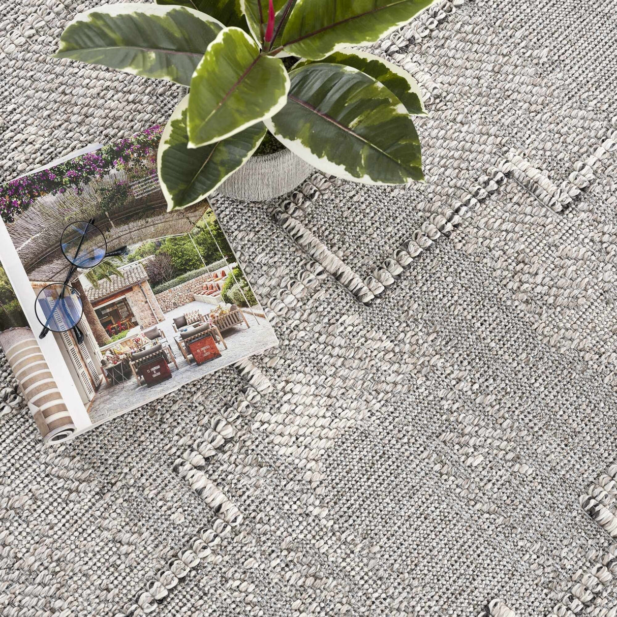 Hauteloom Butch Living Room, Bedroom Patio Outdoor Area Rug - Farmhouse - Taupe,Beige - 2' x 3'