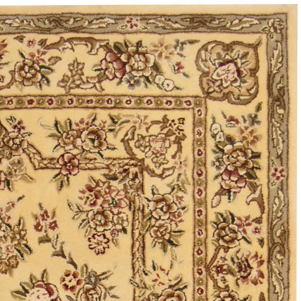 Handmade Herat Oriental Indo Tibetan Wool and Silk Rug (India) - 3'9 x 5'9