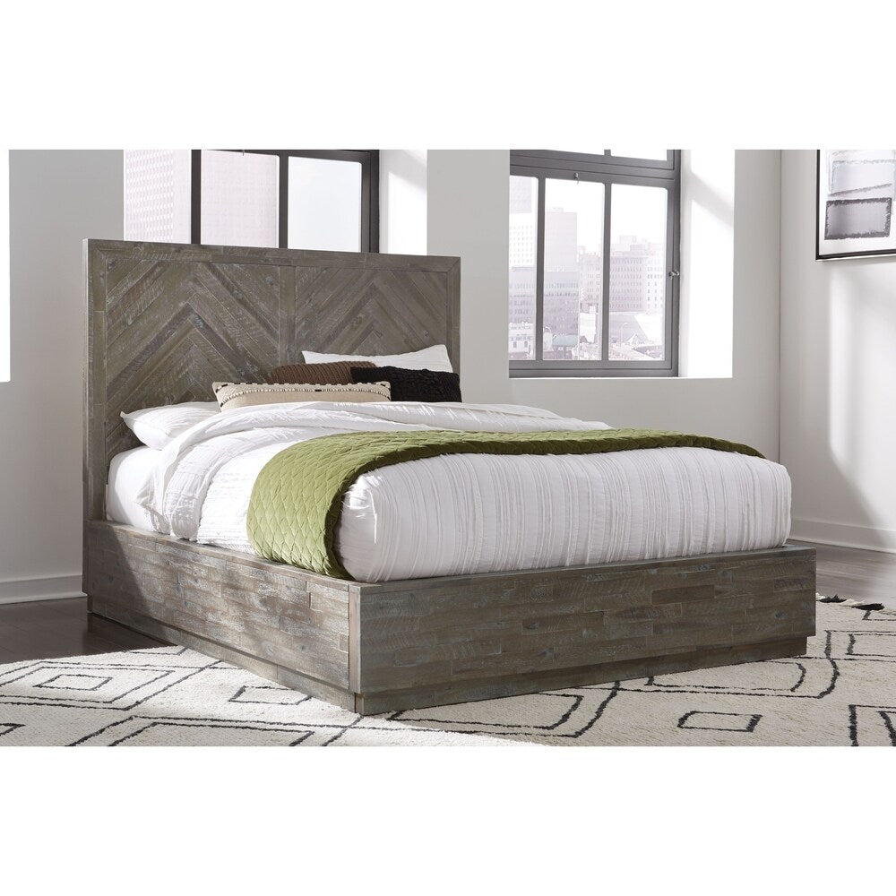 The Gray Barn Morning Star Queen-size Solid Wood Platform Bed in Rustic Latte
