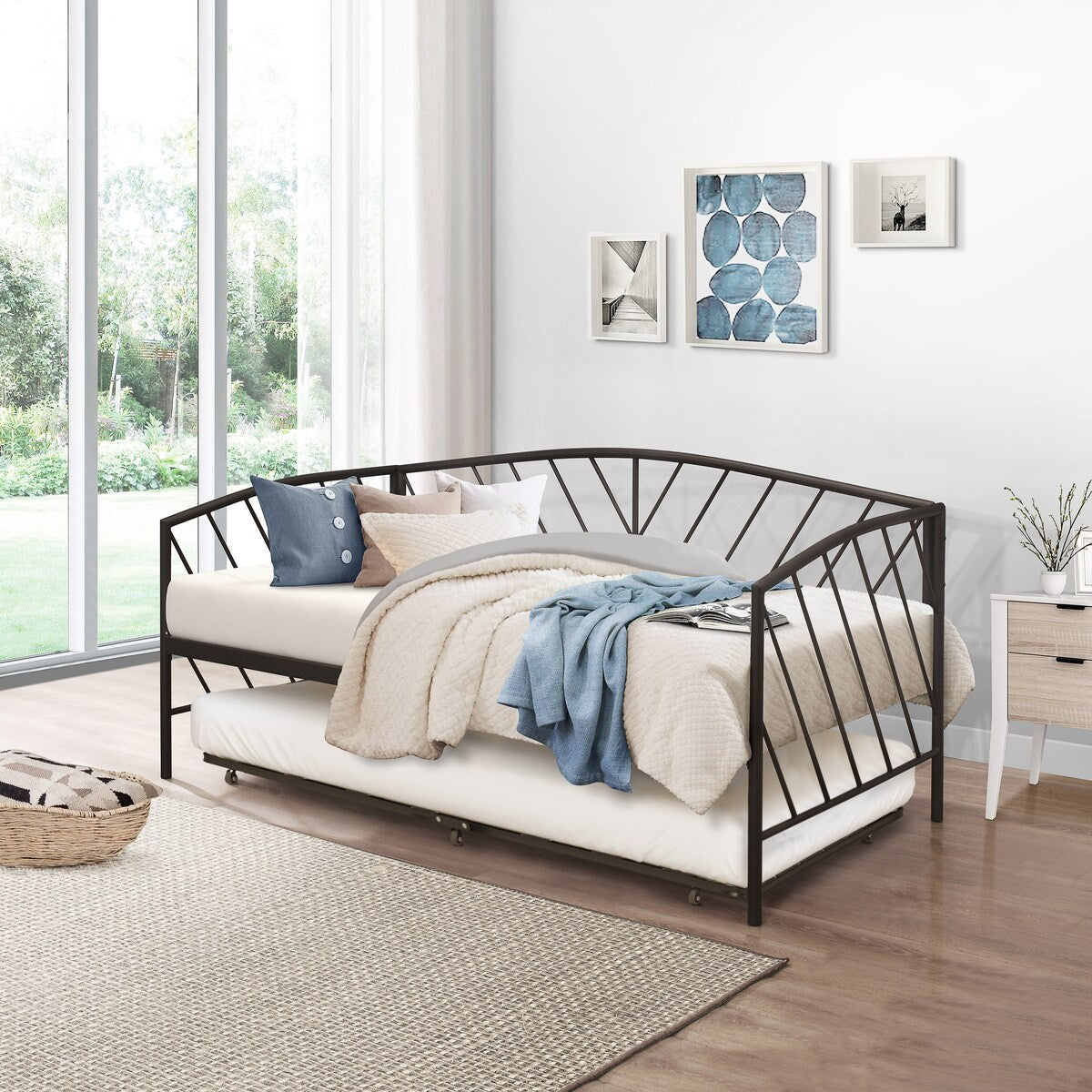 Hillsdale Furniture Essex Twin Metal Daybed, Gray Bronze