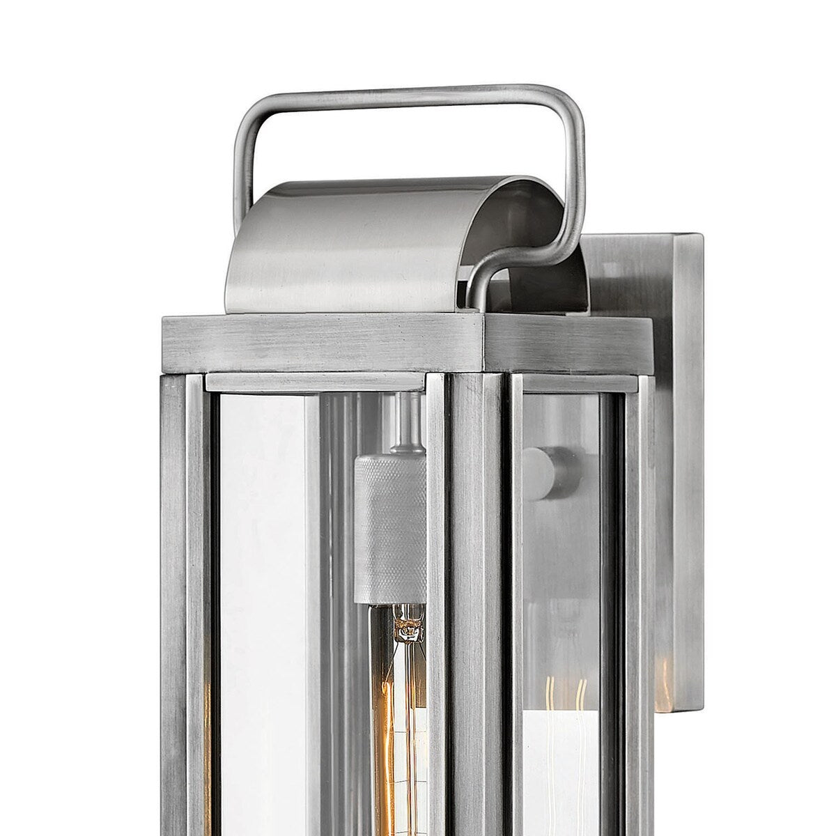 Hinkley Lighting Sag Harbor 1 Light 16.25" Tall Outdoor Wall Sconce