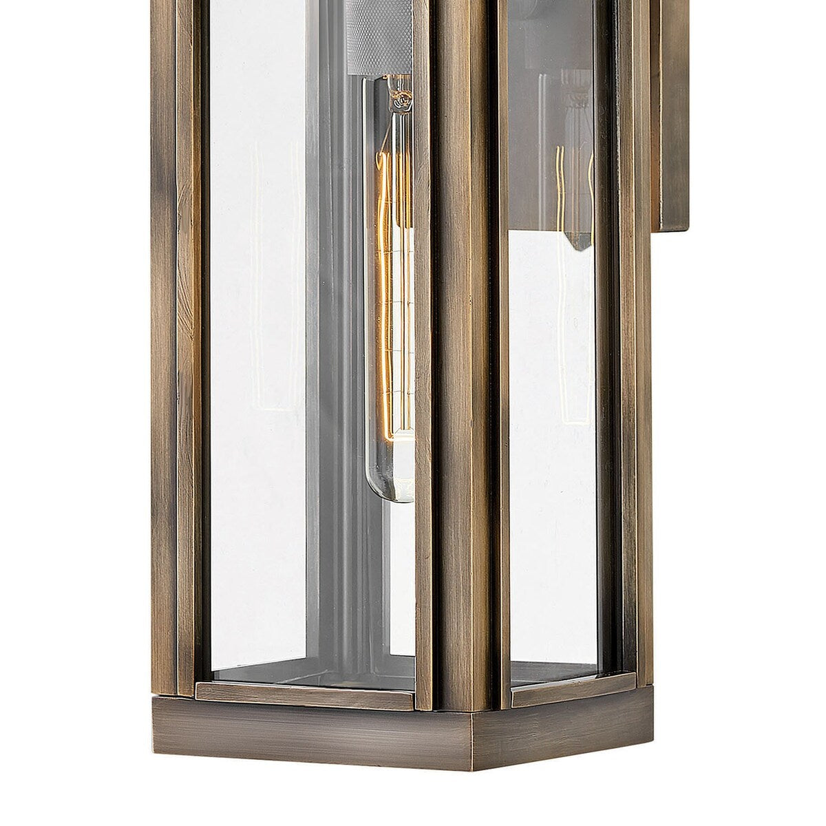 Hinkley Lighting Sag Harbor 1 Light 16.25" Tall Outdoor Wall Sconce