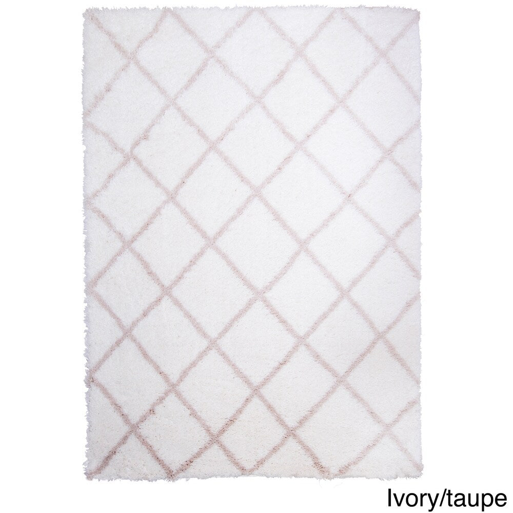 SoHome Carmela Tali Geometric Diamond Shag Area Rug