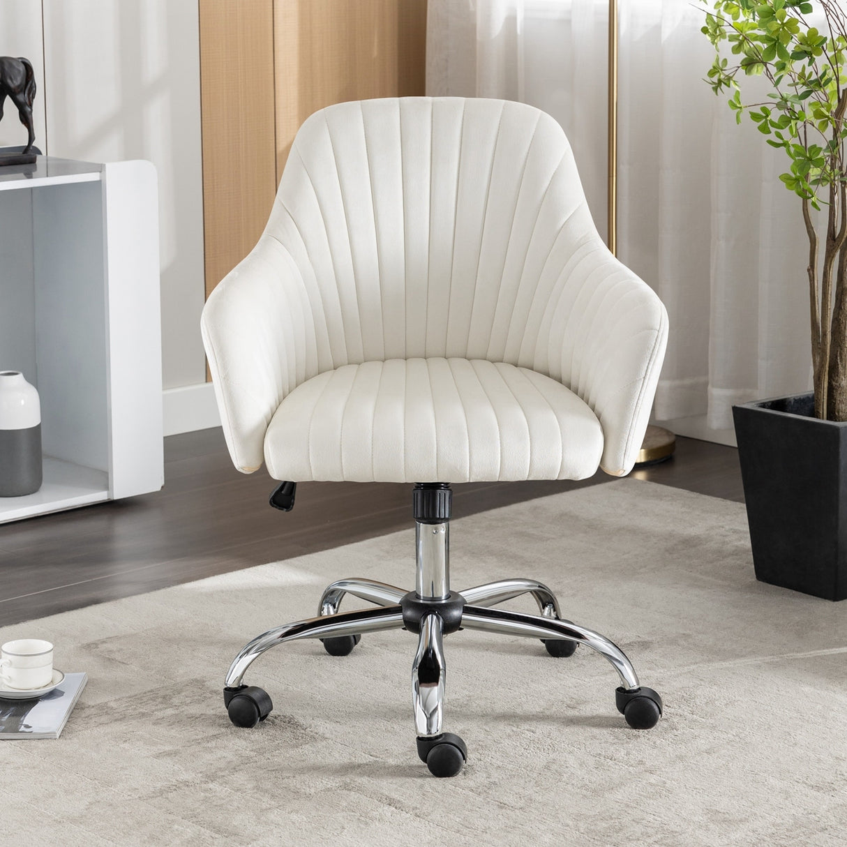 Home Office with Adjustable Height
