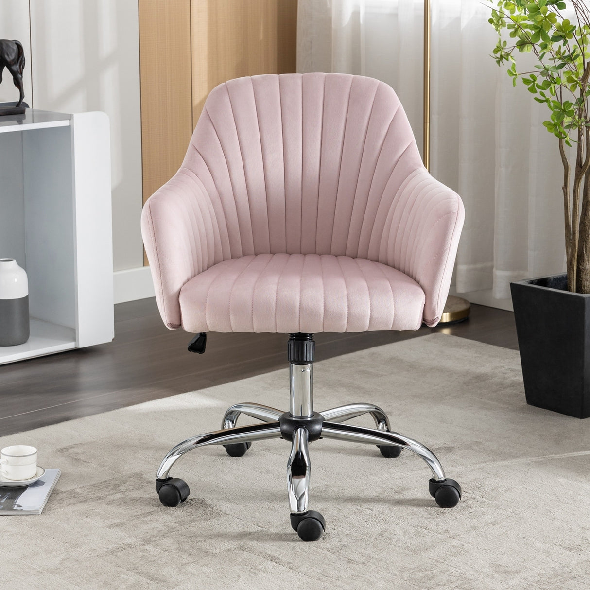 Home Office with Adjustable Height