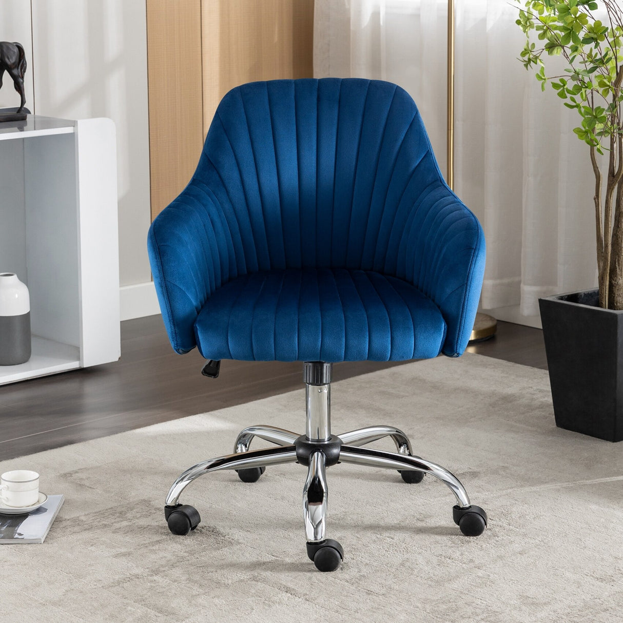 Home Office with Adjustable Height