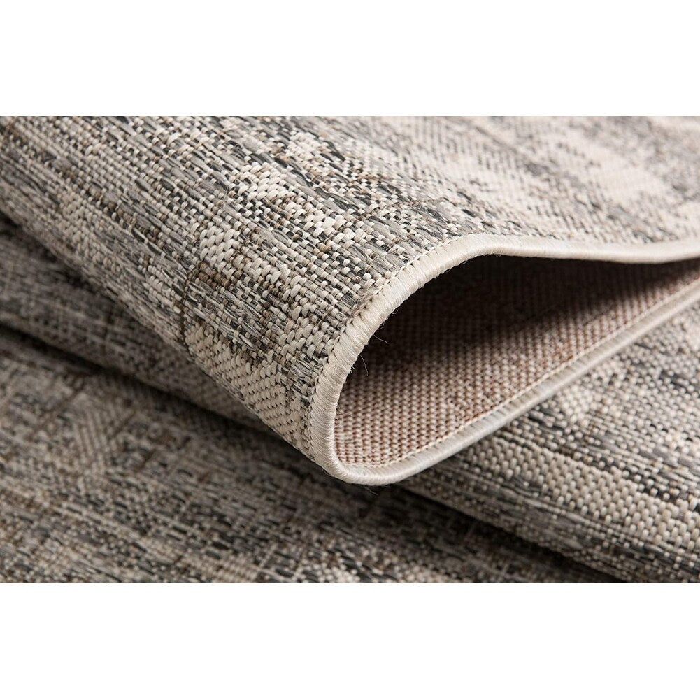 HomeRoots 3' x 8' Ivory and Gray Modern Weathered Runner Rug - 3' x 5' Oval