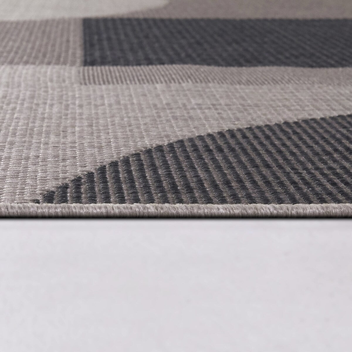 Hopper Modern Geometric Indoor/Outdoor Area Rug