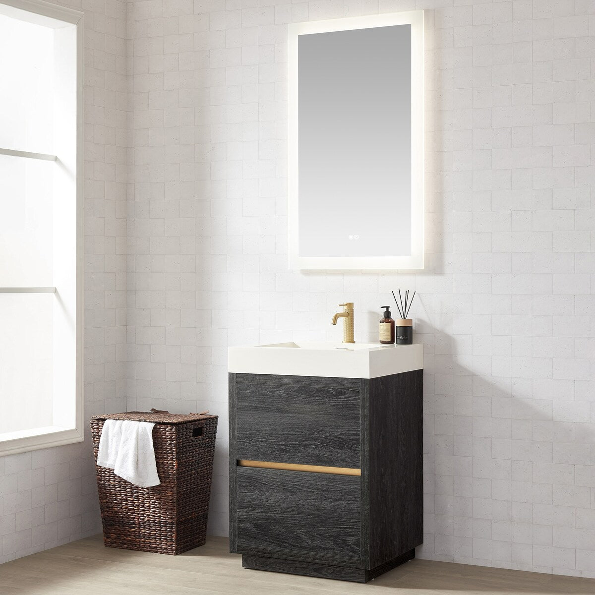 Huesca Bath Vanity with Composite Integral Sink Top without Mirror