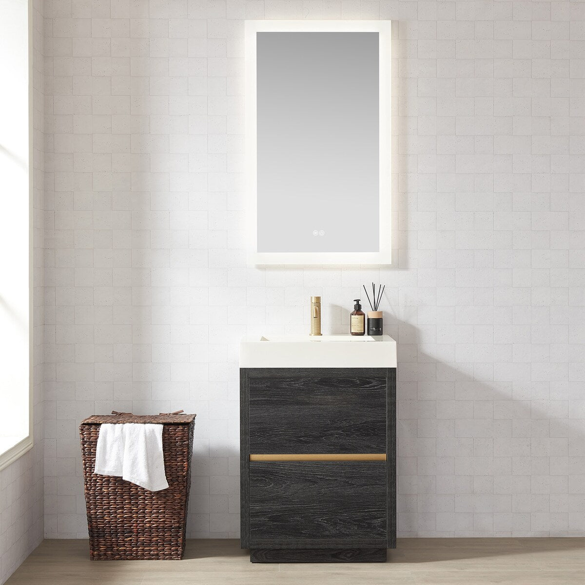 Huesca Bath Vanity with Composite Integral Sink Top without Mirror