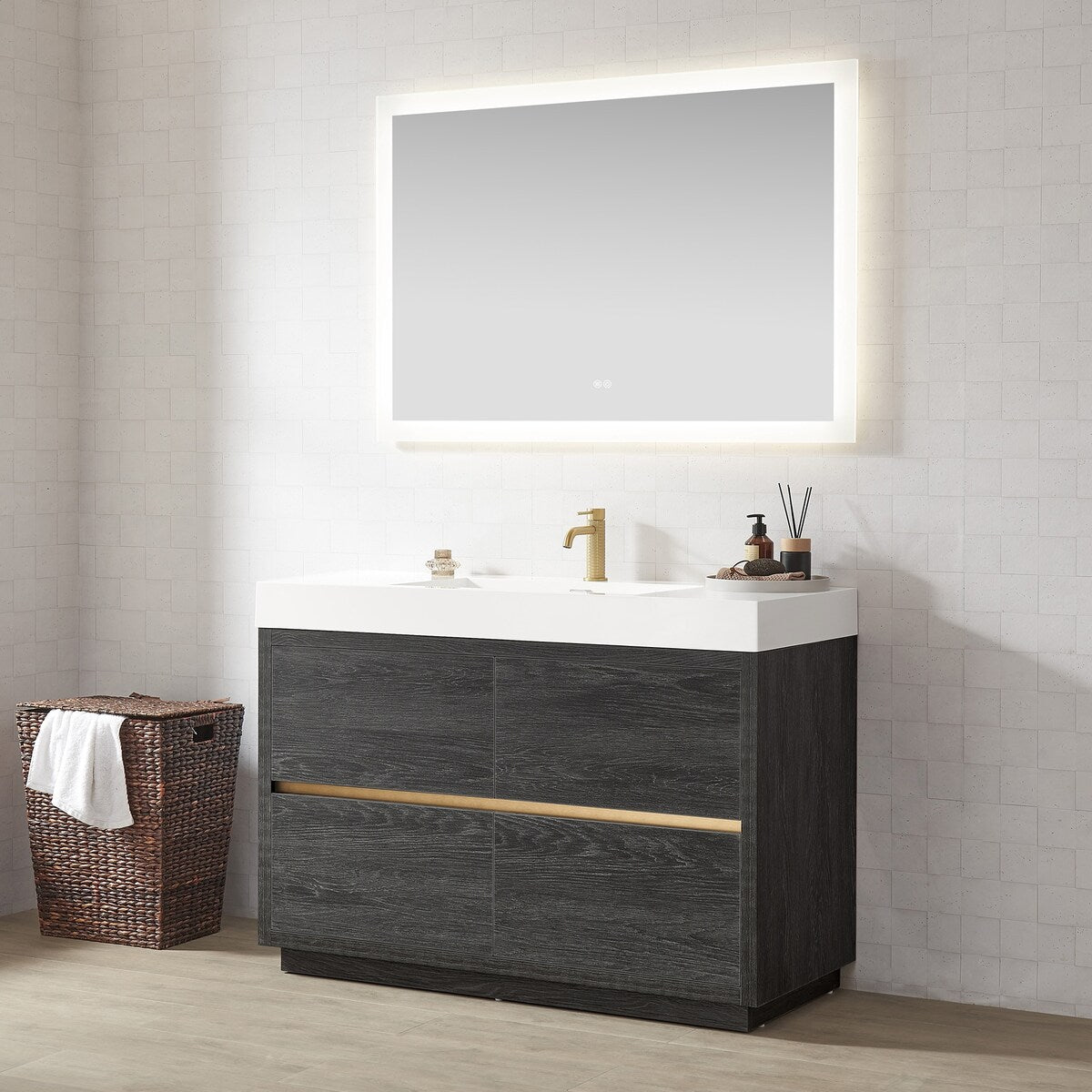Huesca Bath Vanity with Composite Integral Sink Top without Mirror