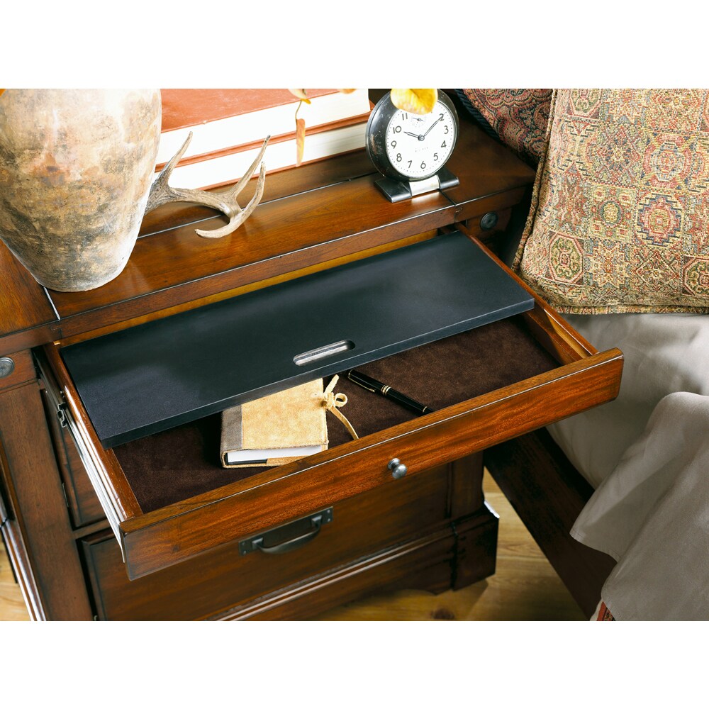 Simply Solid Ike Solid Wood 5-piece King Bedroom Collection