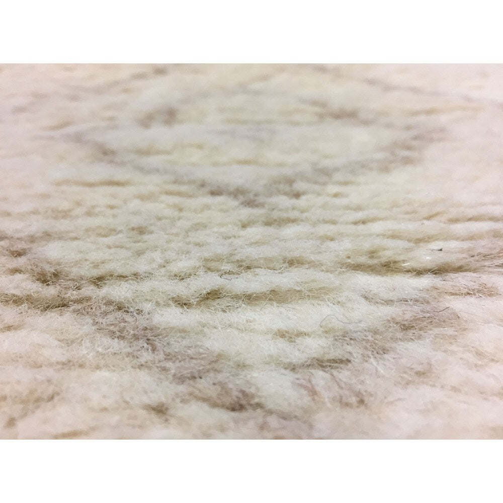 Indo Moroccan Shynar Ivory/Beige Wool Area Rug (8'2 x 10'1) - 8'2 x 10'1