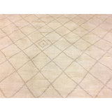 Indo Moroccan Shynar Ivory/Beige Wool Area Rug (8'2 x 10'1) - 8'2 x 10'1