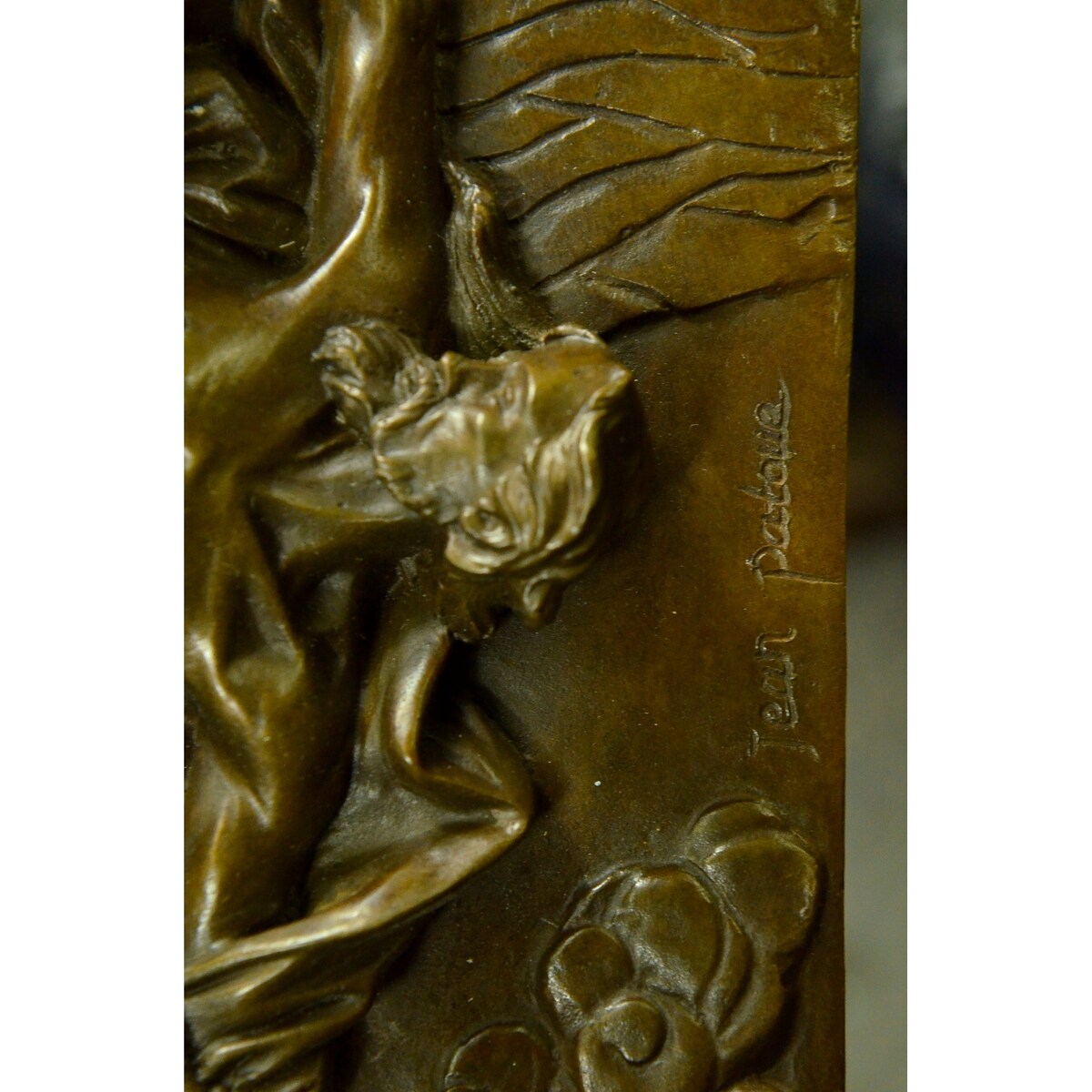 Inspiring Bronze Sculpture The Descent From The Cross Wall Mount Christ Figure