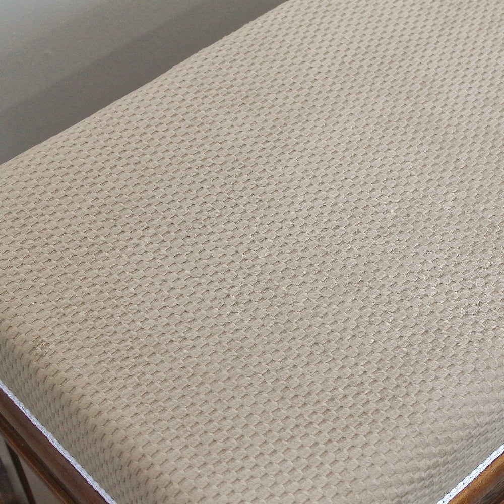 Windsor Carved Wood Storage Bench