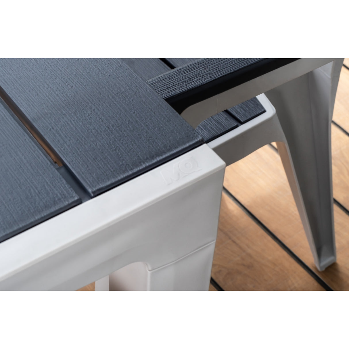 Inval Madeira 8-Seat Dining Table by MQ