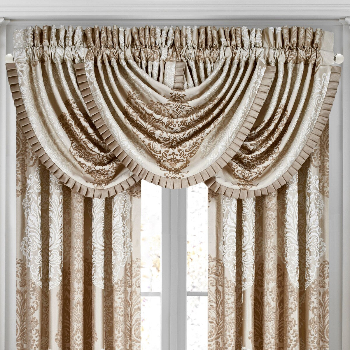 J. Queen New York La Scala Window Waterfall Valance