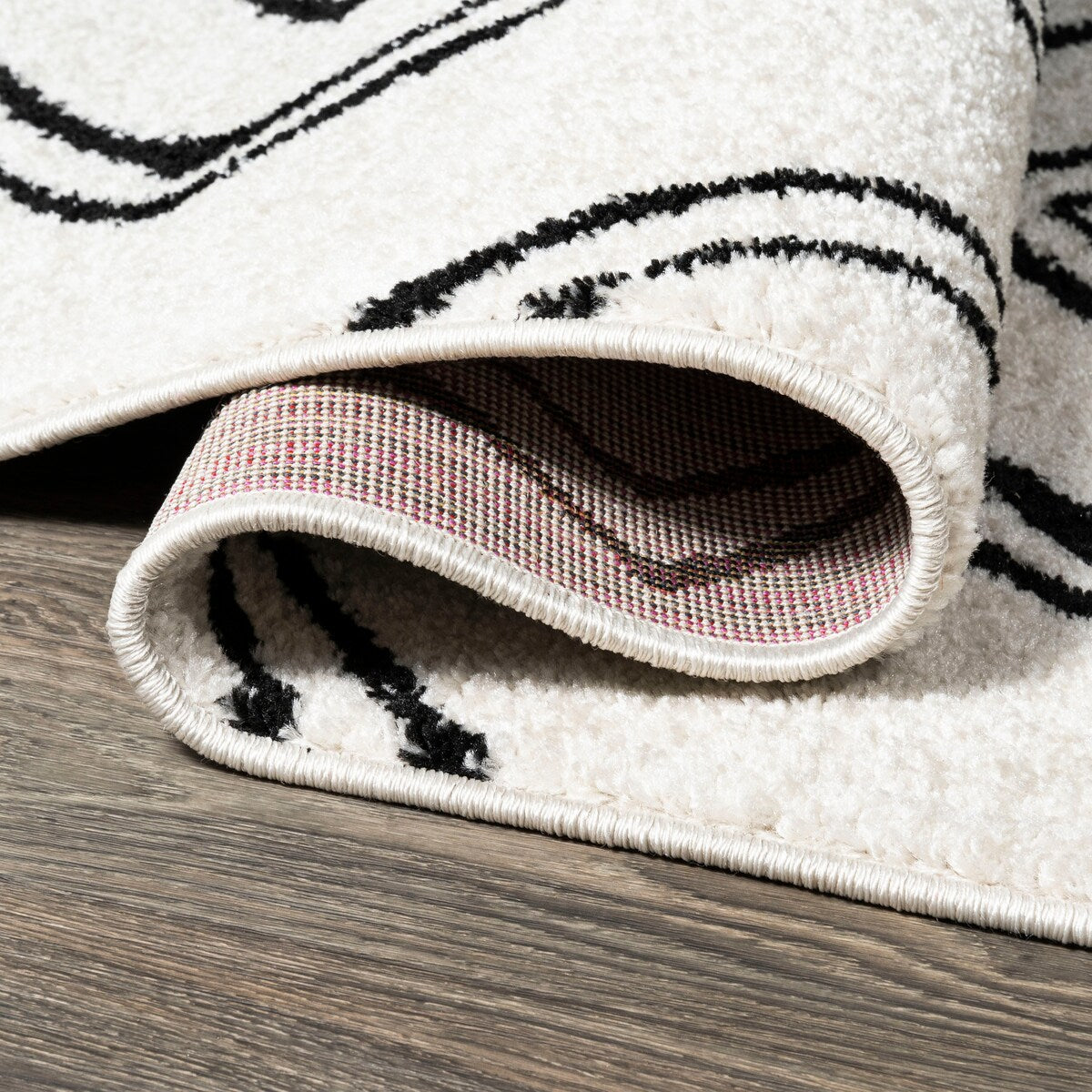 JONATHAN Y Alaro Moroccan Style Diamond Shag Area Rug