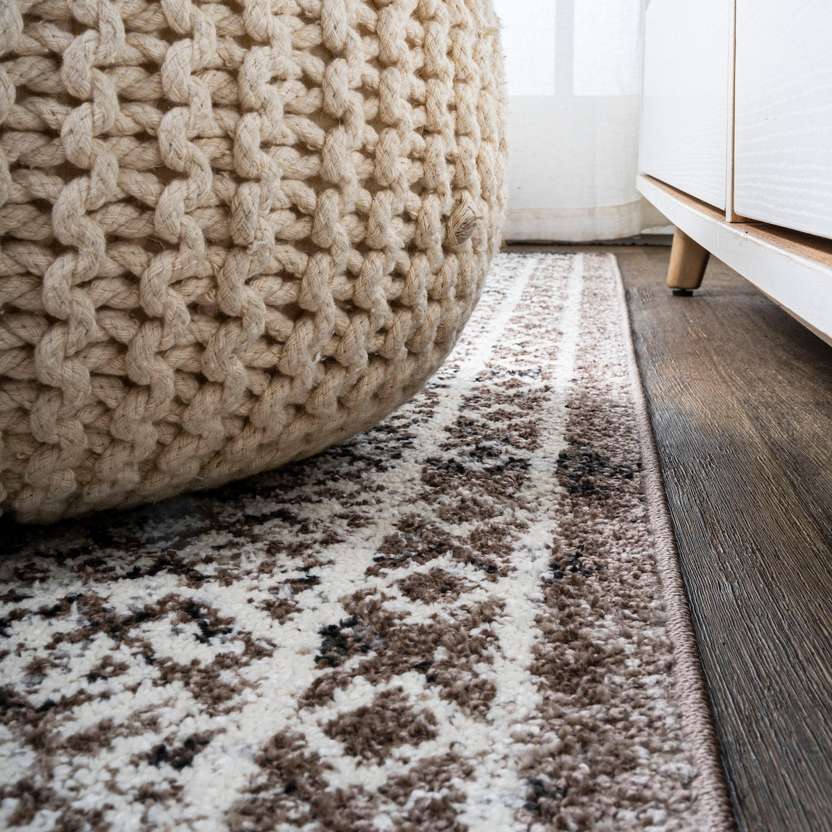 JONATHAN Y Dhiya Cottage Medallion Area Rug