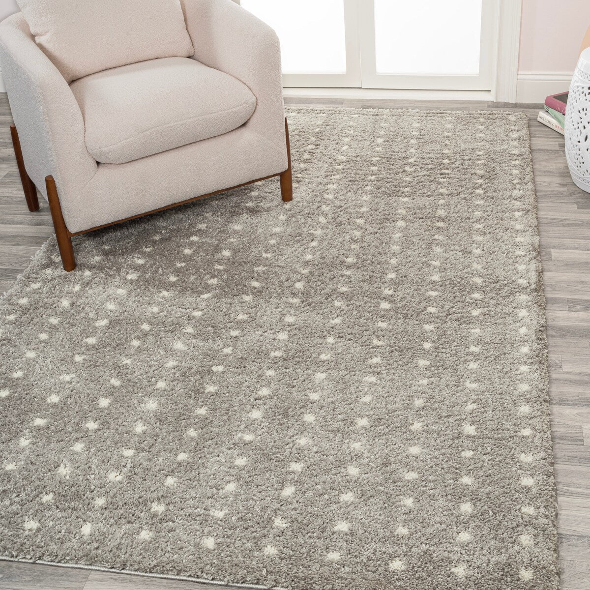 JONATHAN Y Deia Modern Geometric Dot Shag Area Rug