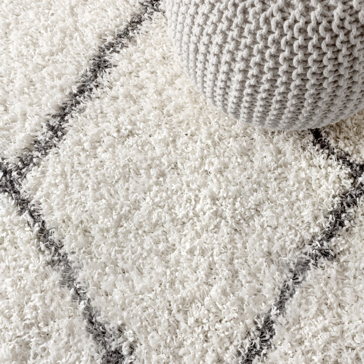 JONATHAN Y Modern Shag Plush Tassel Moroccan Geometric Trellis Area Rug