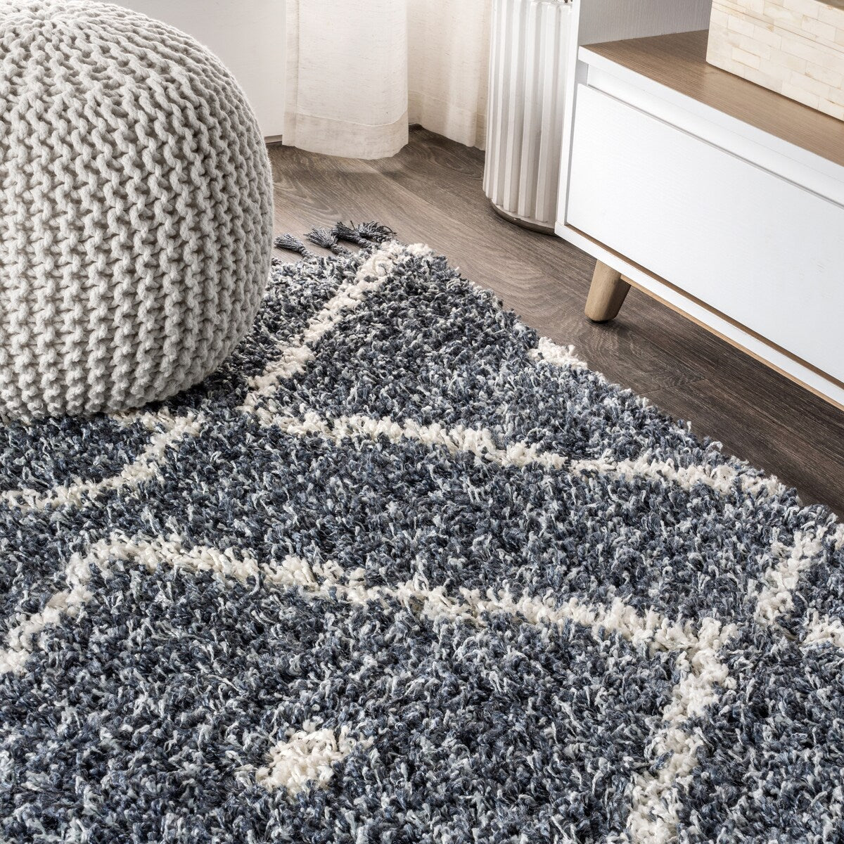 JONATHAN Y Modern Shag Plush Tassel Moroccan Diamond Area Rug