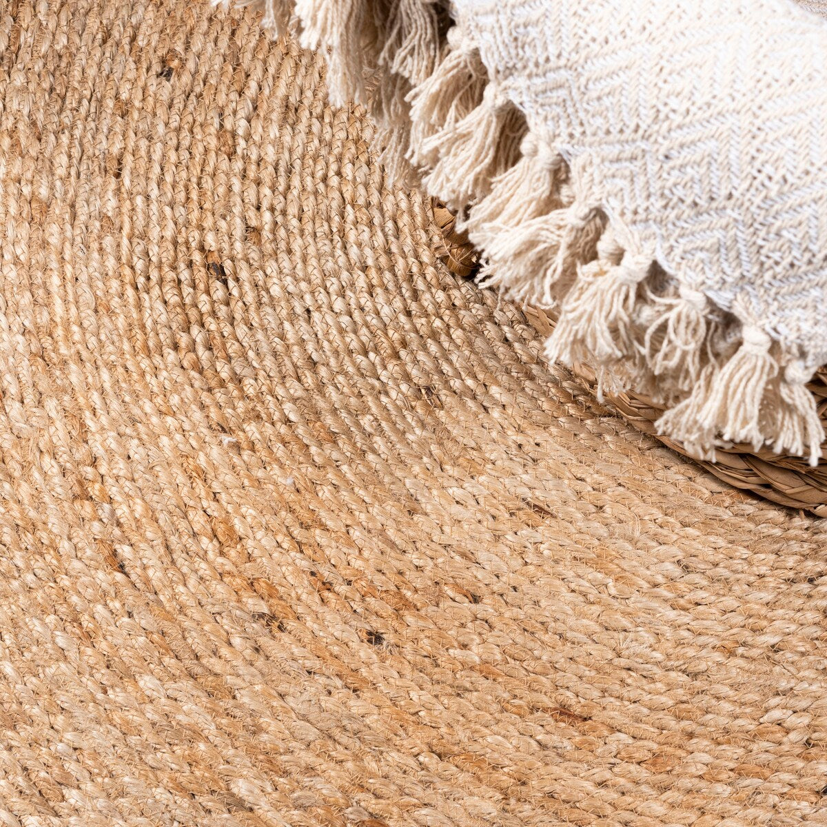 JONATHAN Y Bodhi Round Natural Jute Braided Circle Area Rug