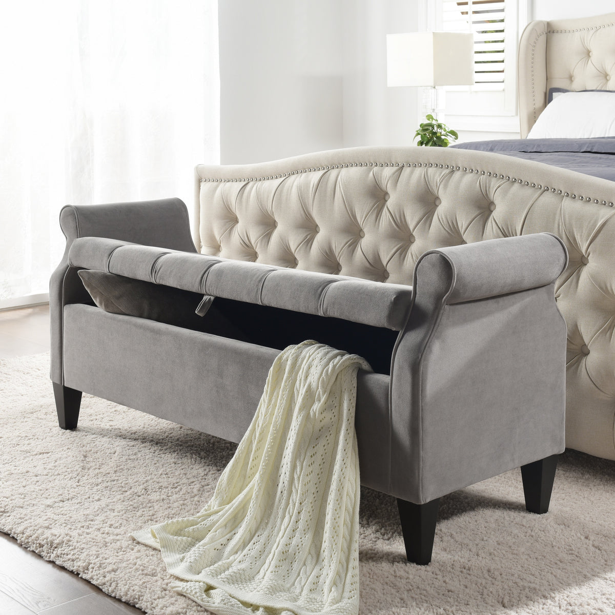 Jennifer Taylor Home Jacqueline Storage Bench