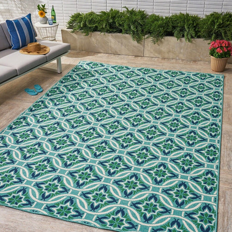 Jada Indoor/ Outdoor Geometric Area Rug by Christopher Knight Home