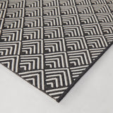 Janine Chevron Indoor/Outdoor Area Rug