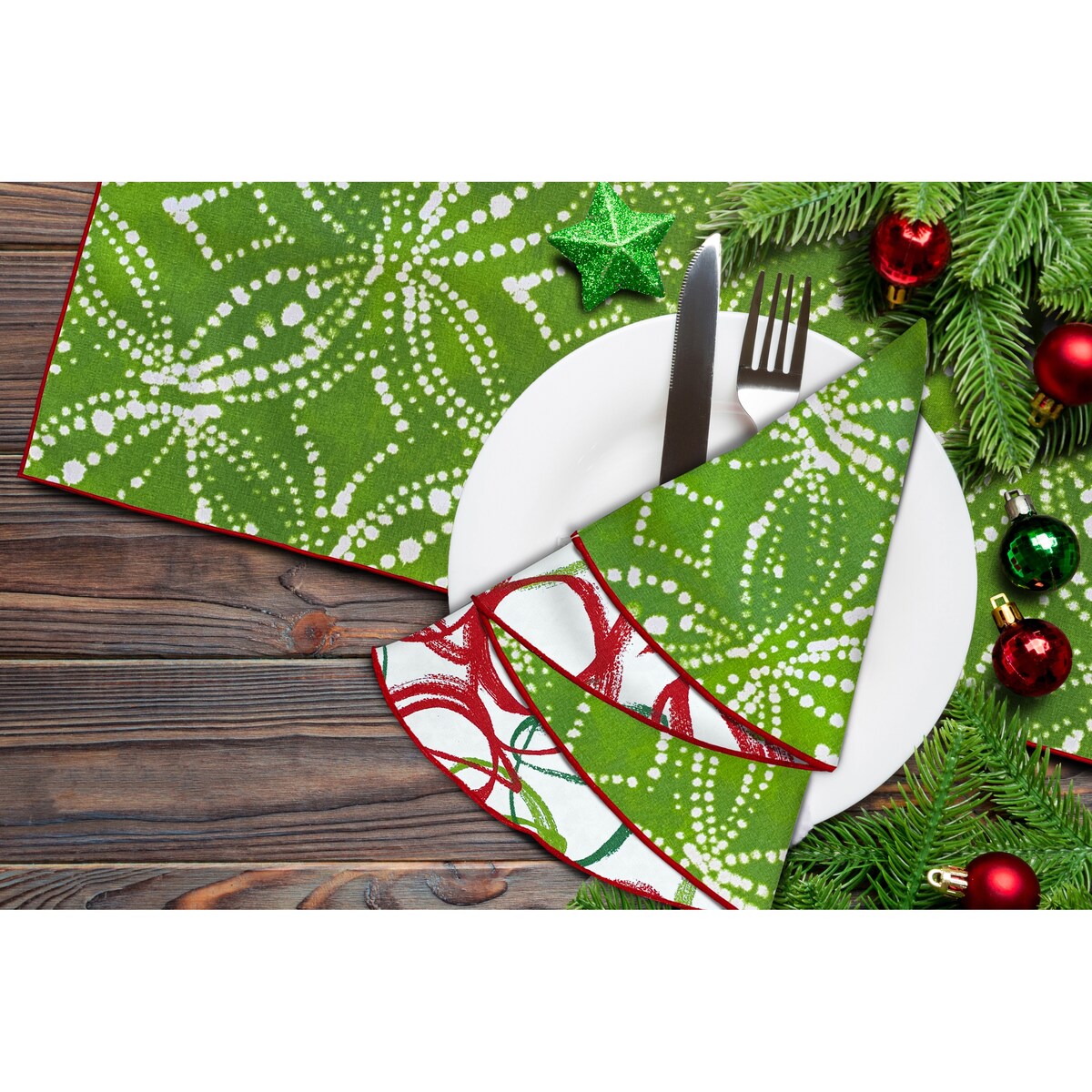 Joita Christmas Dining Set of 6, Cotton Table Napkins and Table Runner