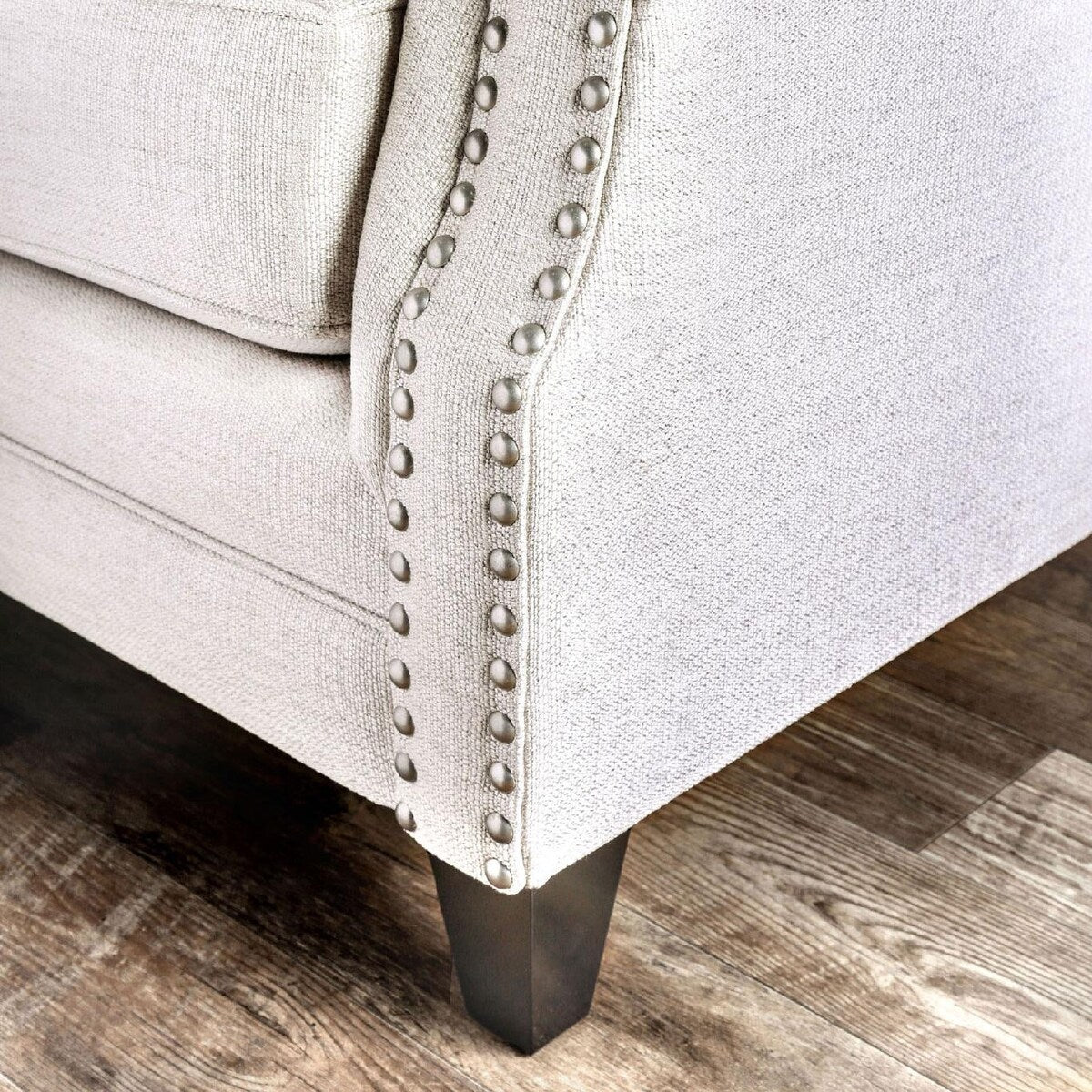 Jonatha Loveseat