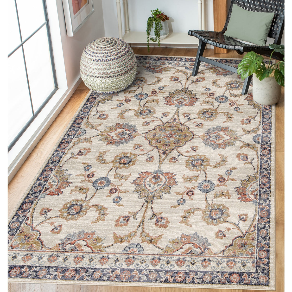 Jordan Bea Traditional Floral Power-Loomed Area Rug