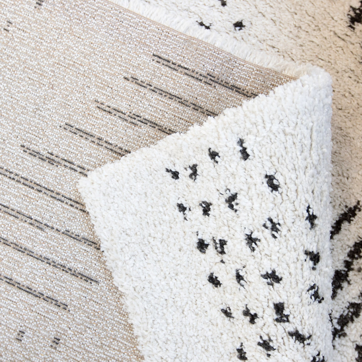 Carson Carrington Taxinge Shag Area Rug