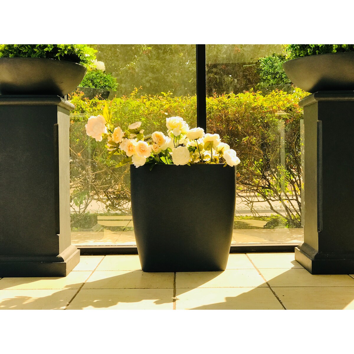 Kante Lightweight Concrete Modern Tall Oval Outdoor Planter, Large, 30.7 Inch Tall, Charcoal