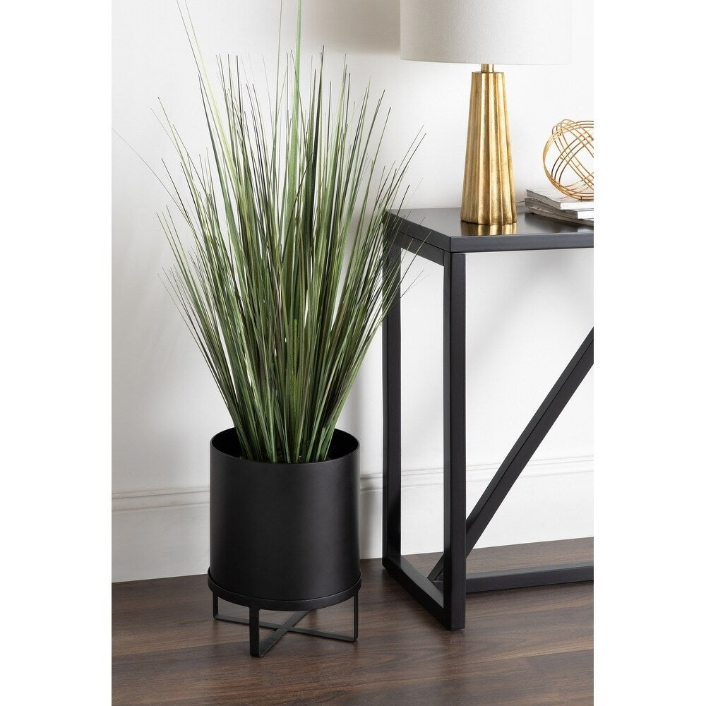 Kate and Laurel Bracey Metal Planter with Stand