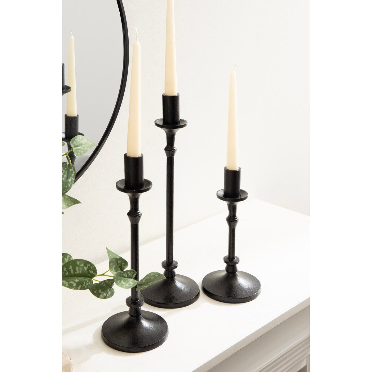 Kate and Laurel Lahari Candle Holder Set