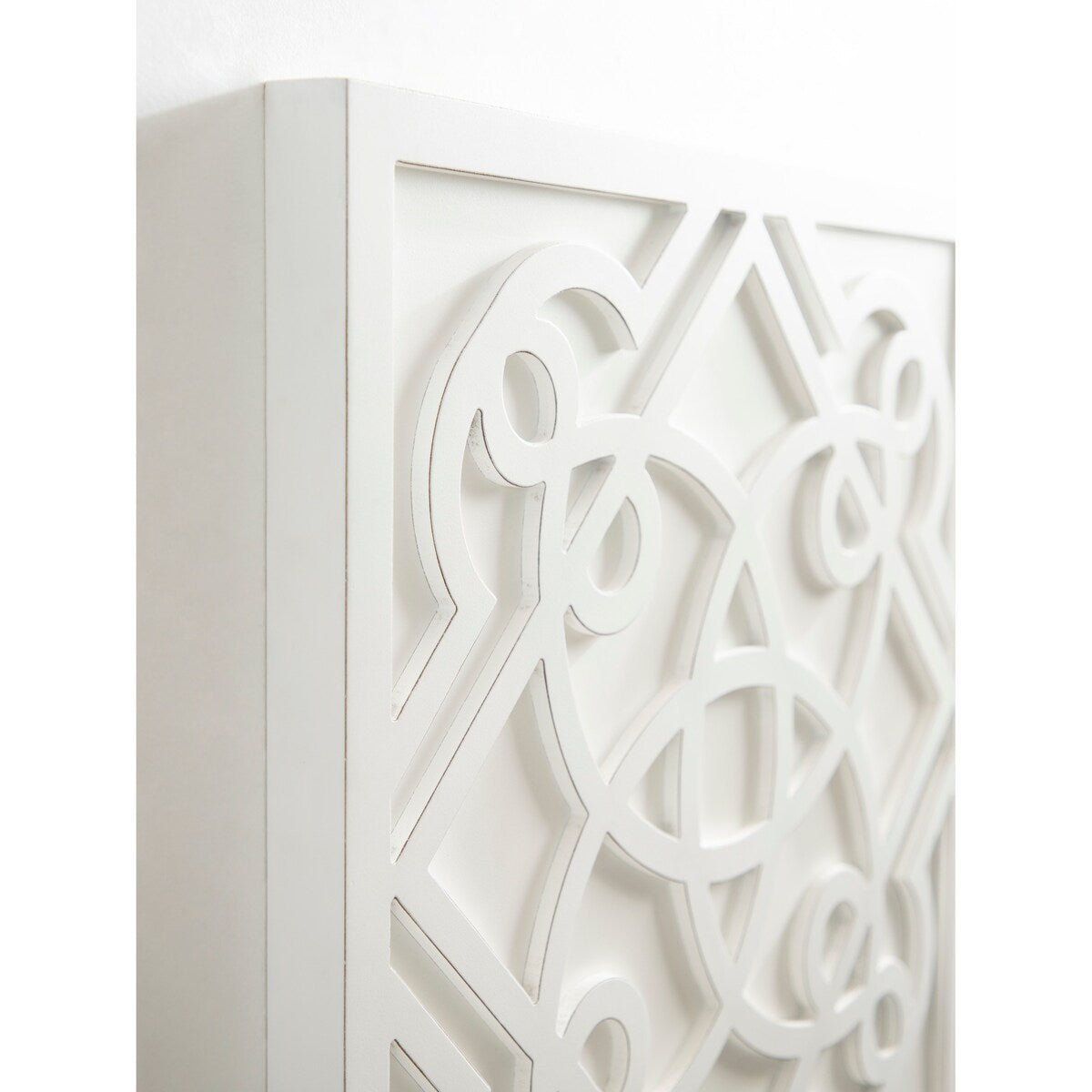 Kate and Laurel Mercador Wall Art Plaque