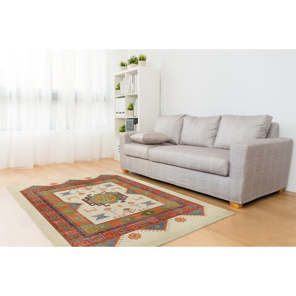 Kavka Designs Oma Ivory/ Green/ Red Area Rug ( 3'X5' ) - 3' x 5'