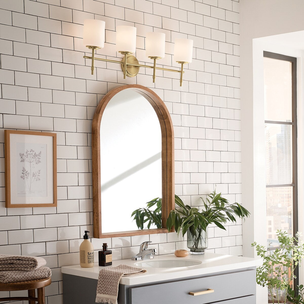 Kichler Lighting Ali 32.5 in. 4-Light Brushed Natural Brass Vanity Light