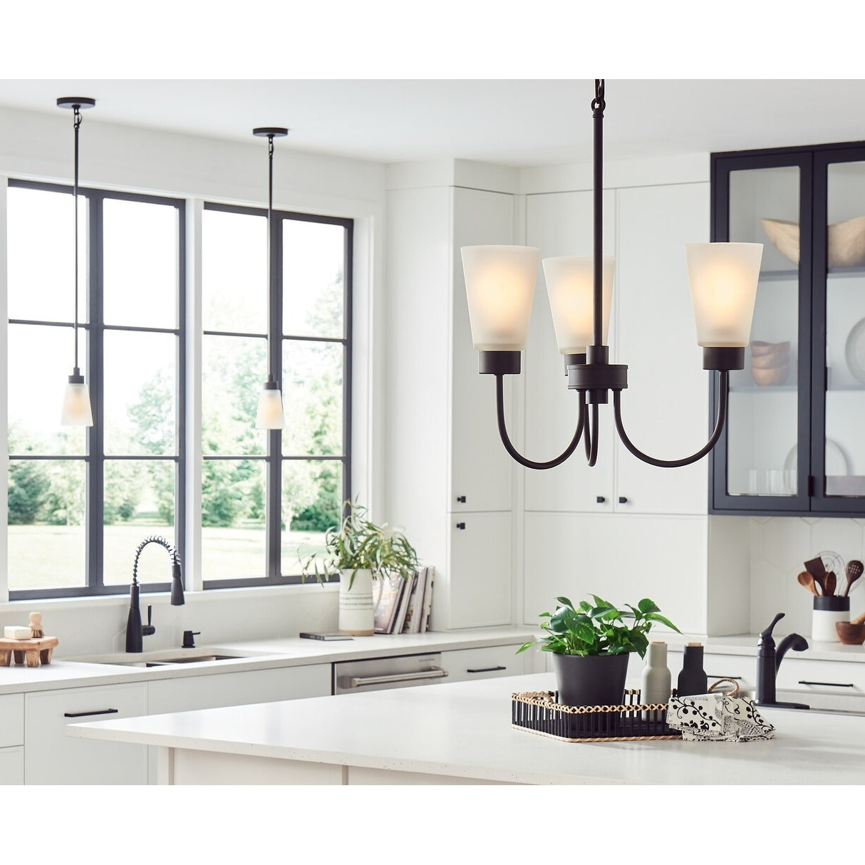 Kichler Lighting Erma 18 in. 3-Light Traditional Dining Room Chandelier