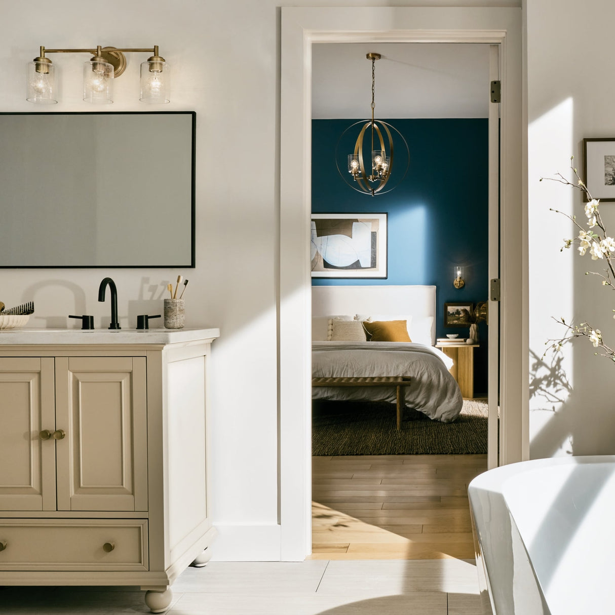 Kichler Lighting Winslow 21.5 in. 3-Light Natural Brass Vanity Light - 21.5 in