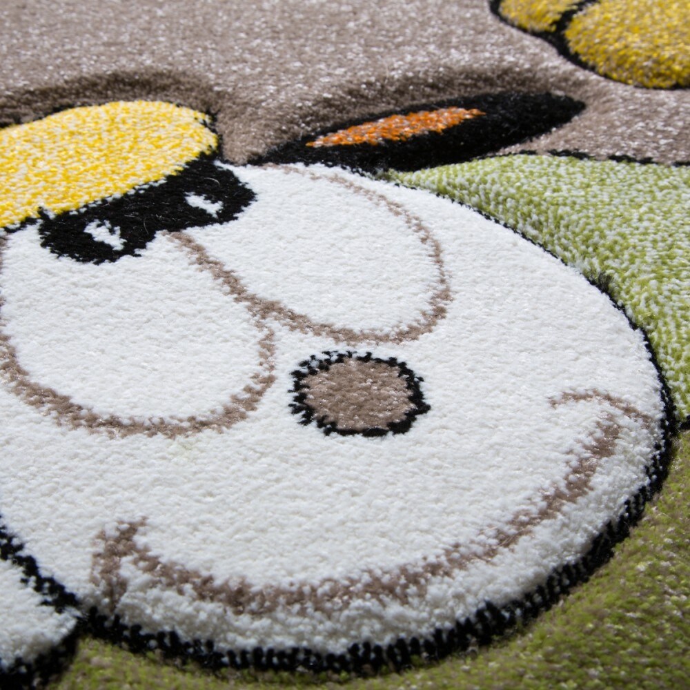 Kid's Rug Nursery Baby Giraffe & Sheep in Beige Cream Contour Cut
