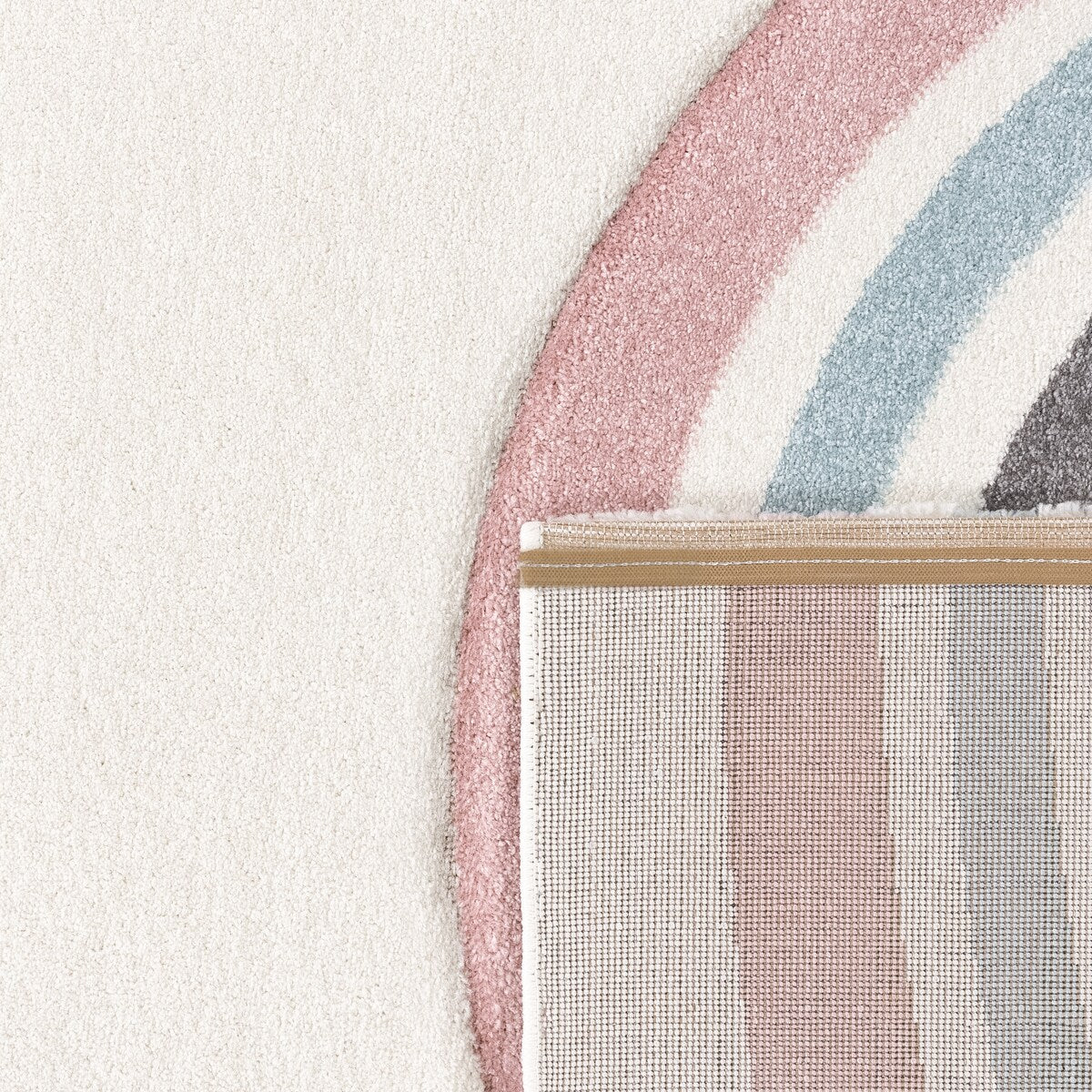 Kids Rug for Nursery with Rainbows & Hearts in Cream Pastel